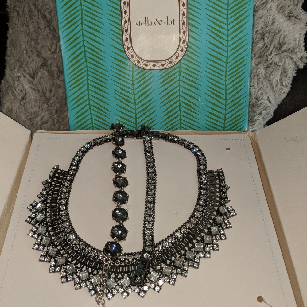 Stella and Dot Necklace and Braclets